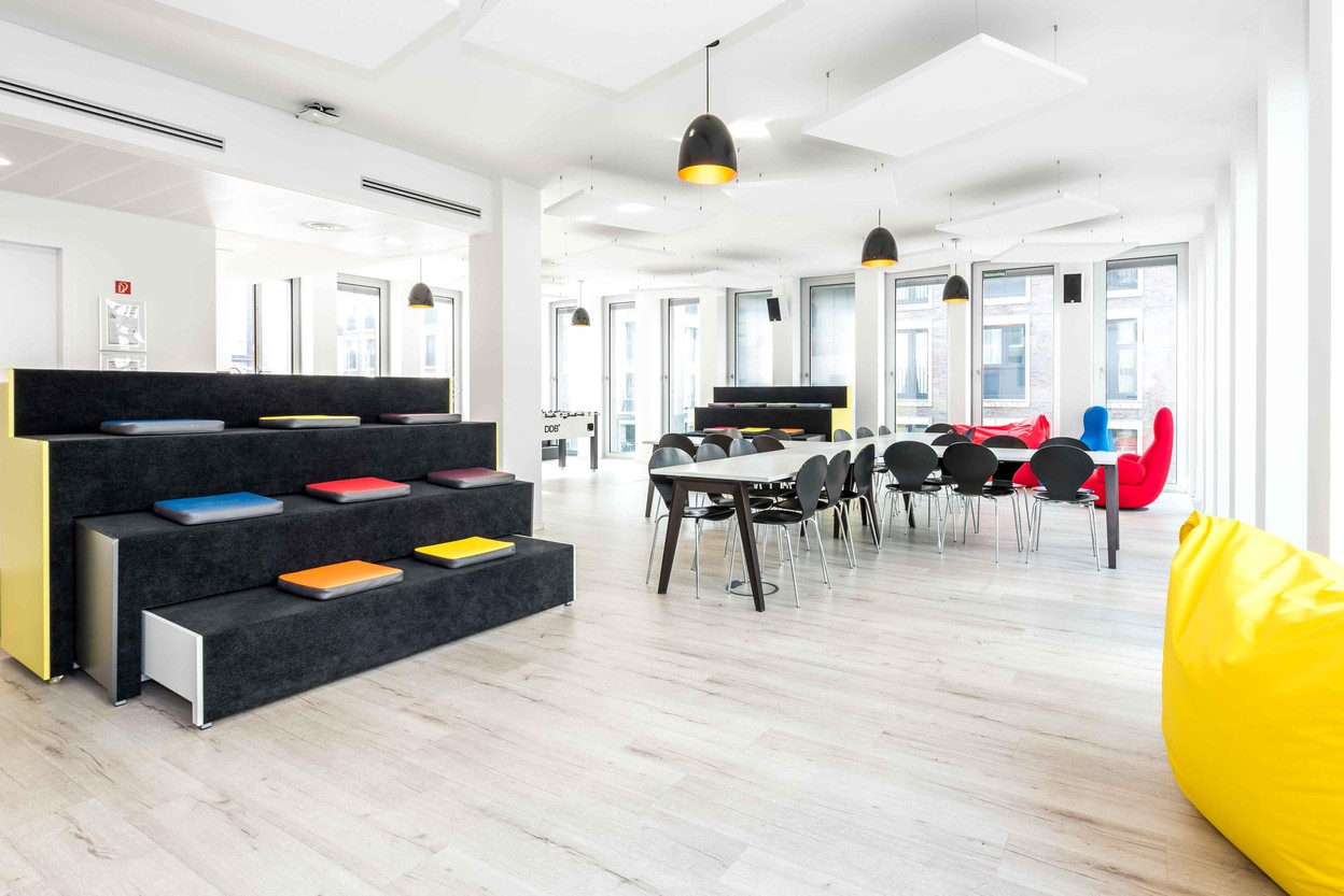 DDB-Tribal-15 Joseph Schmidt Aufenthaltsraum Überblick