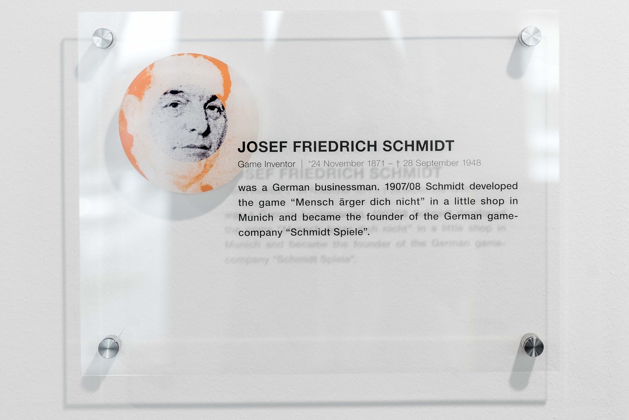 DDB-Tribal-20 Joseph Schmidt Aufenthaltsraum Schild