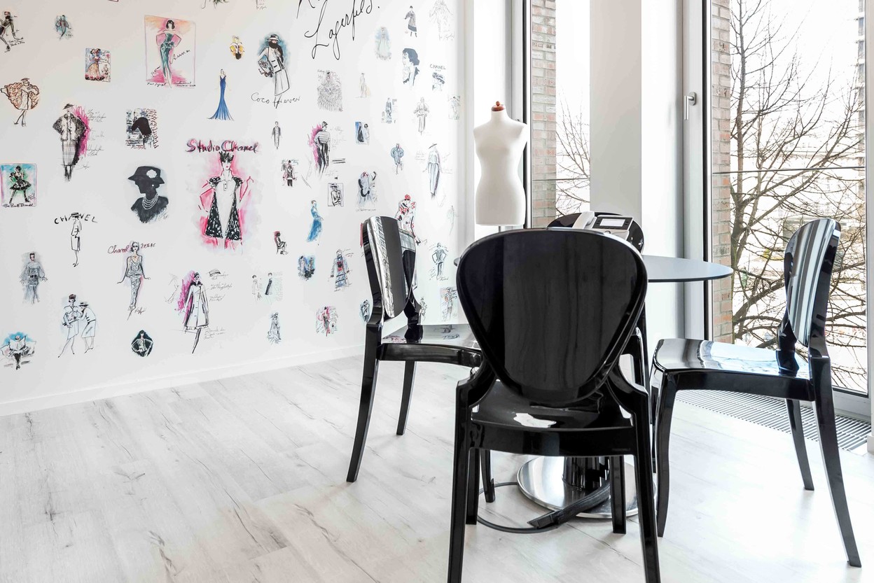 DDB-Tribal-26 Karl Lagerfeld Kommunikationsraum Stühle Pedrali Queen