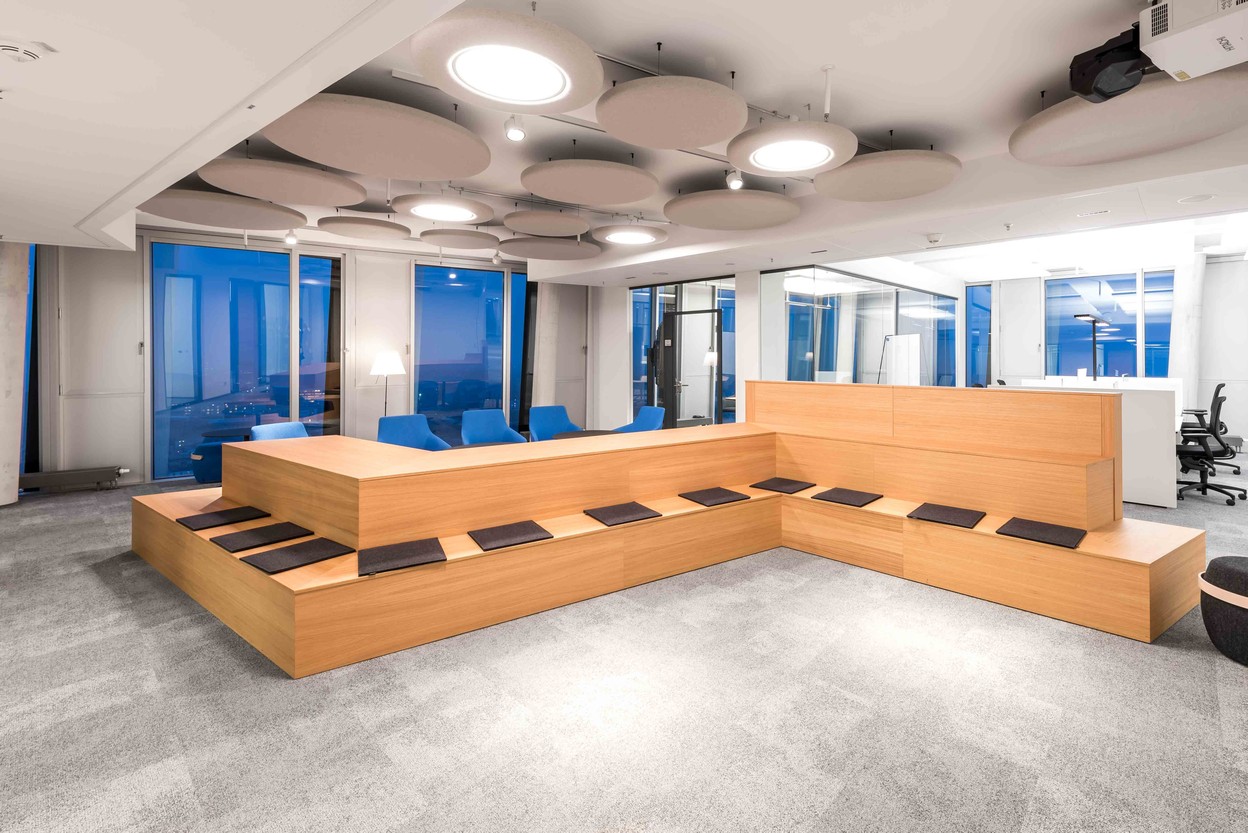 SDA Sitztreppe Sonderanfertigung