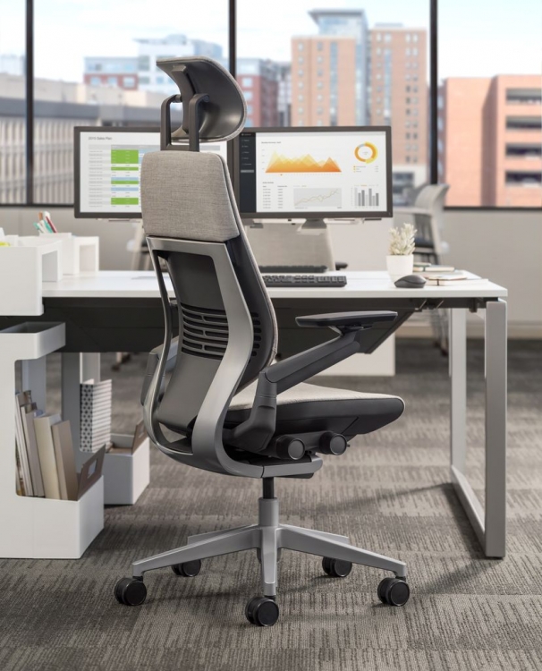 Steelcase Gesture Bürostuhl mit Kopfstütze