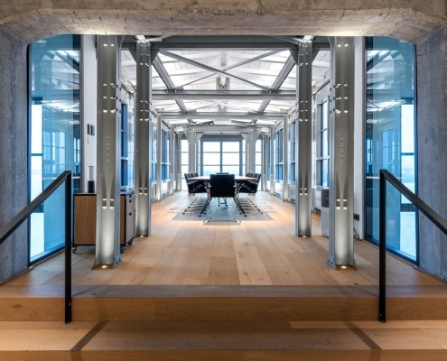 Besprechungsraum über der Elbe